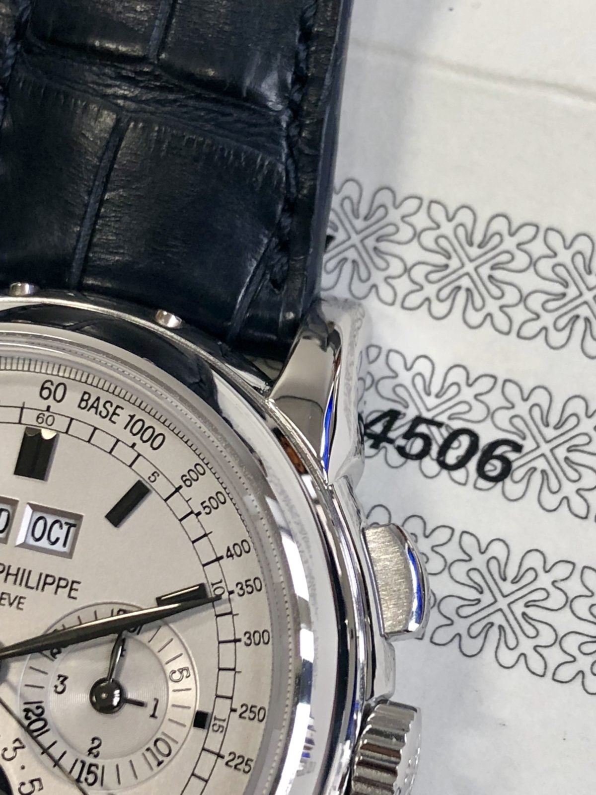 patek-philippe-perpetual-calendar-chronograph-5970g-precious-time