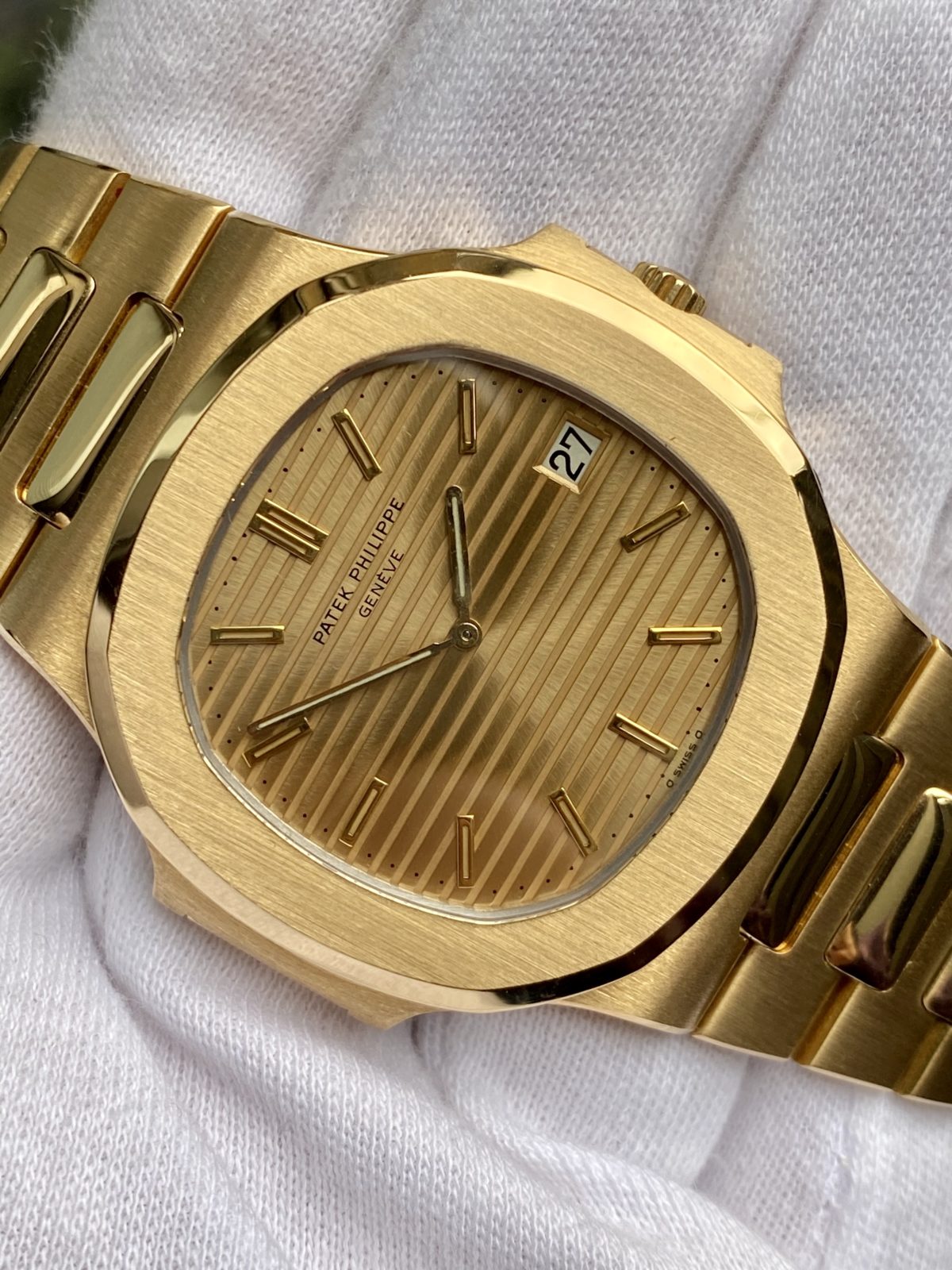 patek philippe nautilus similar