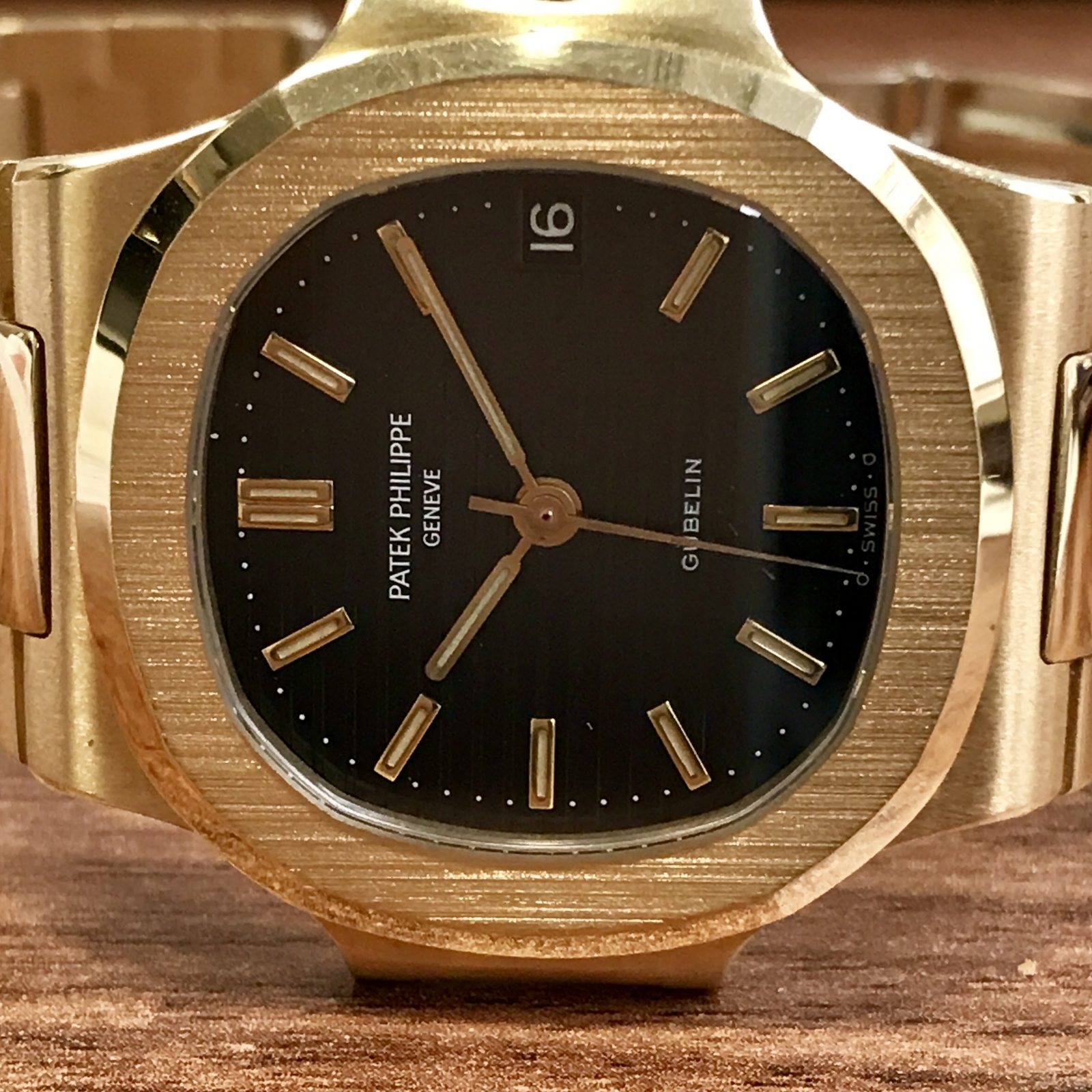 Patek Philippe Nautilus 3800J Gubelin
